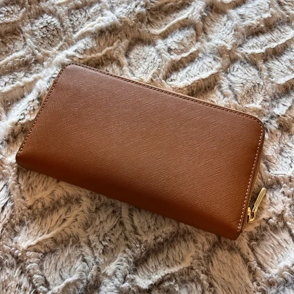 Tory Burch Emerson Zip Continental Wallet - Picture 2 of 6